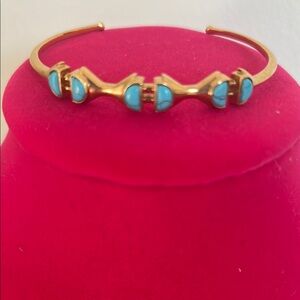 Elegant Gold and Blue Bracelet with Decorative Ornaments